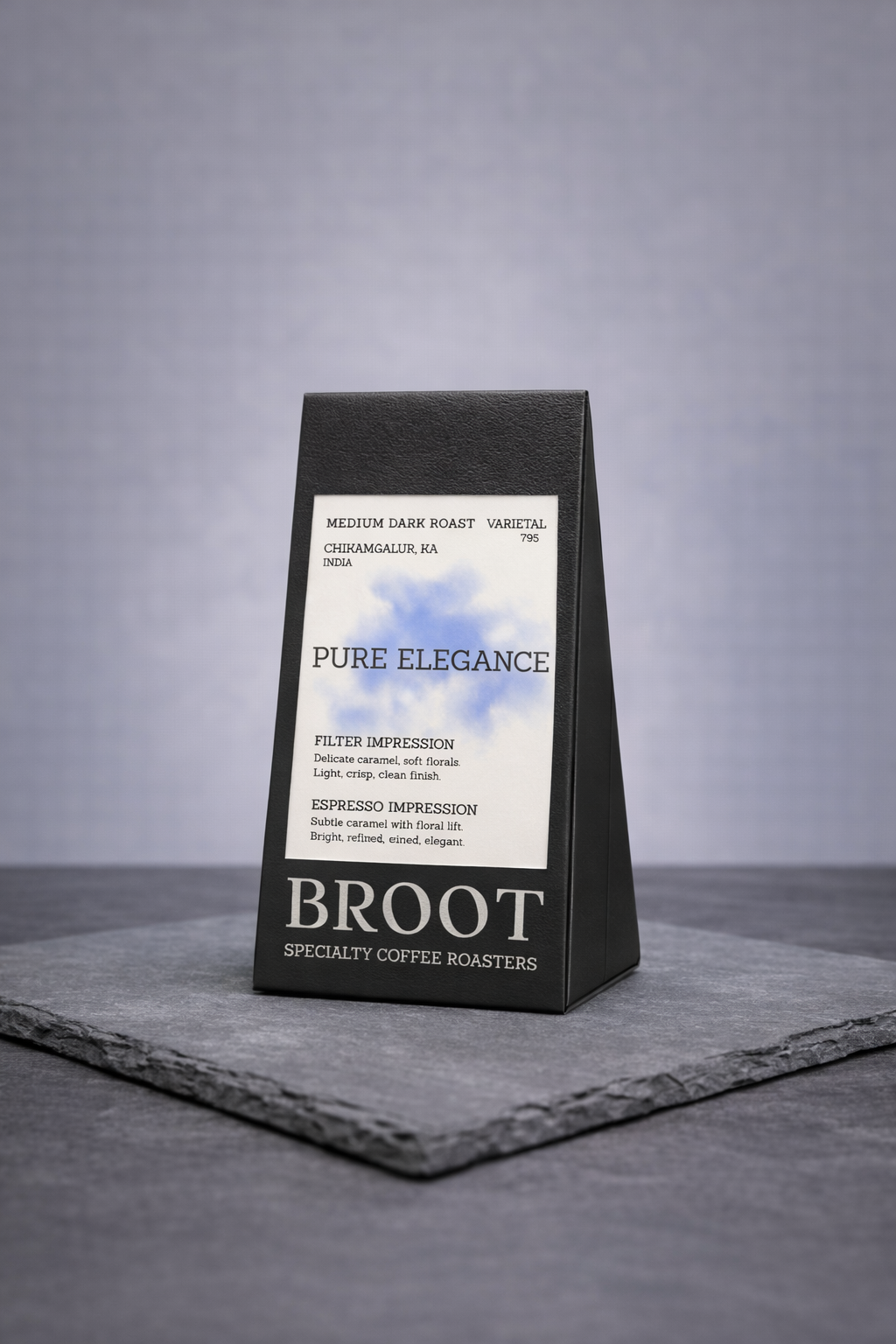 PURE ELEGANCE beans, light roast blend with delicate caramel and floral notes from BROOT
