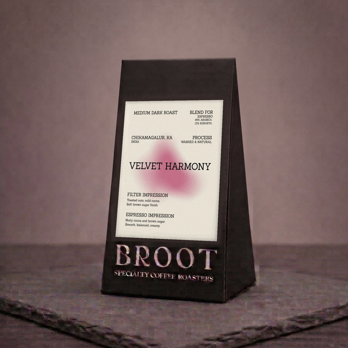 VELVET HARMONY coffee bag, omni-roast house blend from Chikmagalur, BROOT Coffee Roasters